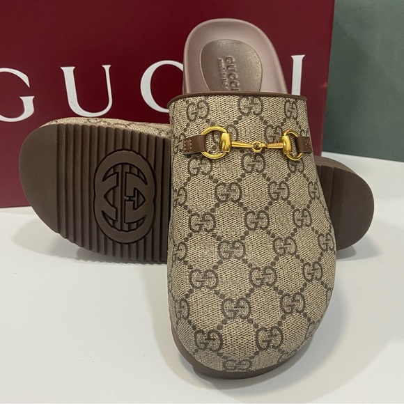 Gucci Women's Brown Sandals